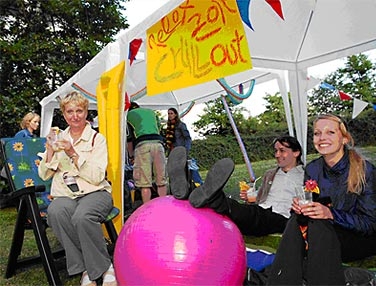 Zelt der Relex und Chill Out Zone auf dem Sombafest