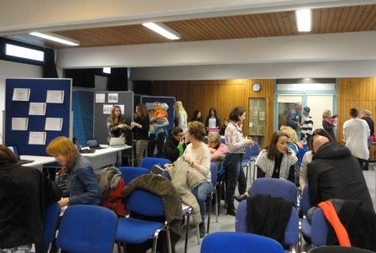 Besucher im Mehrgenarationenhaus